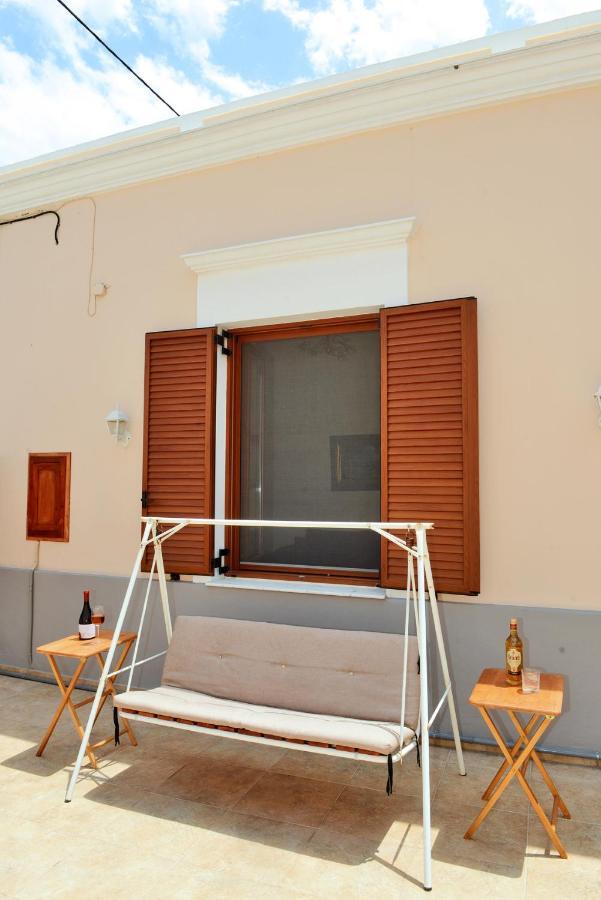 Classical Villa Archontiko D&M Rhodes City Eksteriør billede
